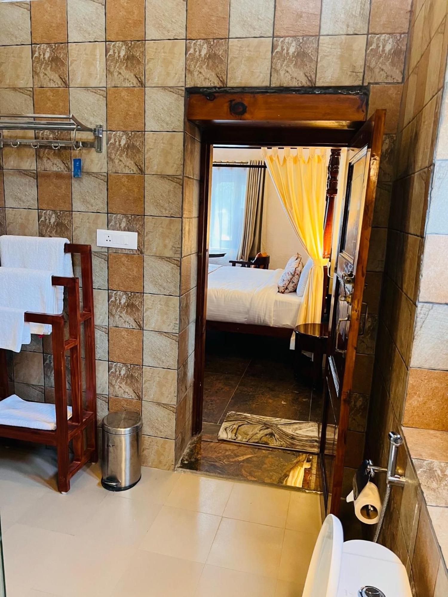 Dandelion By The Hills Hotel Lakhwār Exterior photo